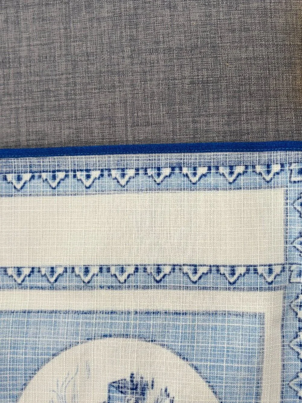 Delft Placemats Blue White Linen Print Milk Maiden NEW w/tags 4 Piece
